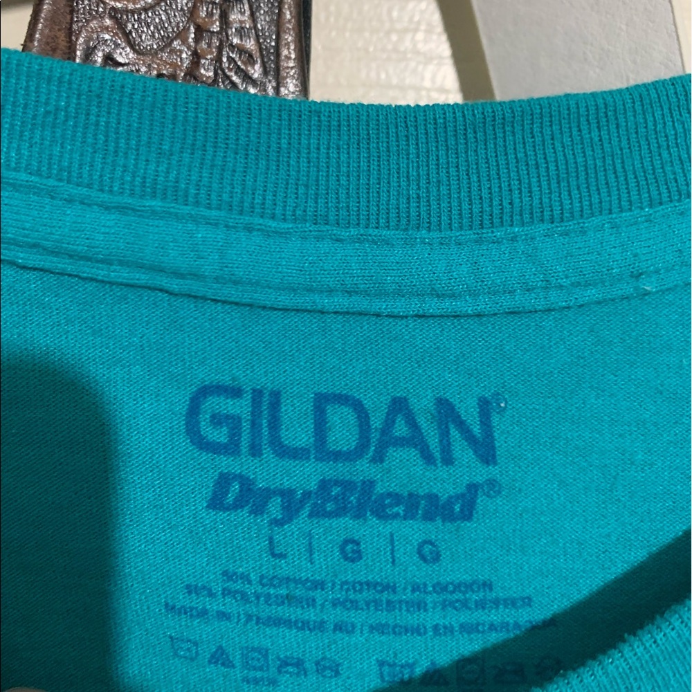 Random school graphic tee - Picture 3 of 3